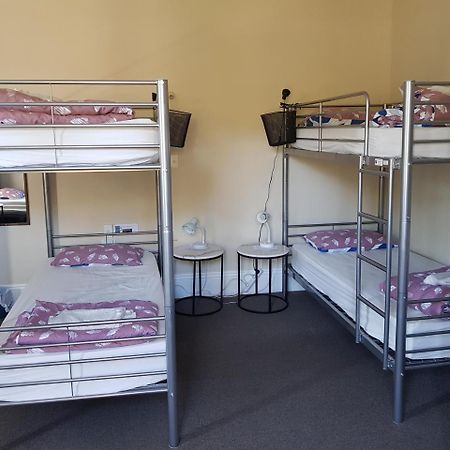 Dorset House Backpackers Pansiyon Christchurch Dış mekan fotoğraf
