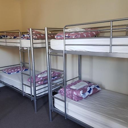 Dorset House Backpackers Pansiyon Christchurch Dış mekan fotoğraf