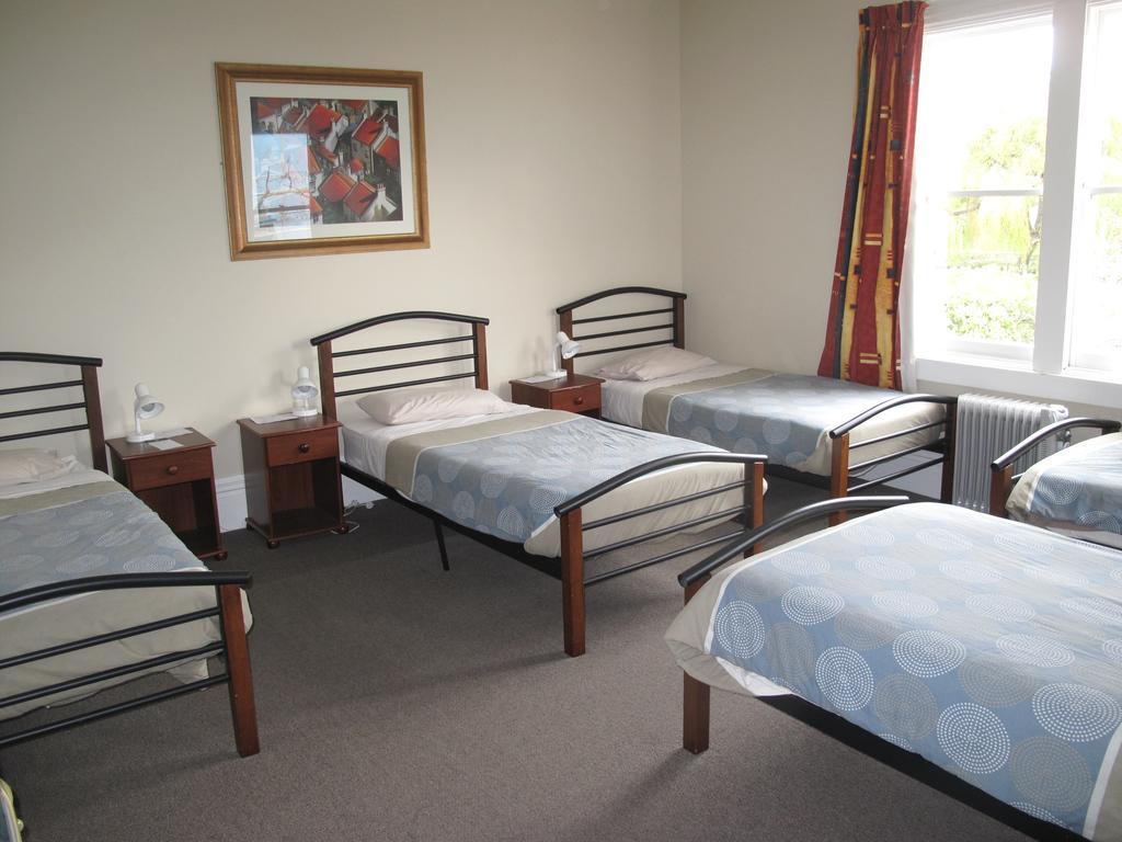 Dorset House Backpackers Pansiyon Christchurch Oda fotoğraf