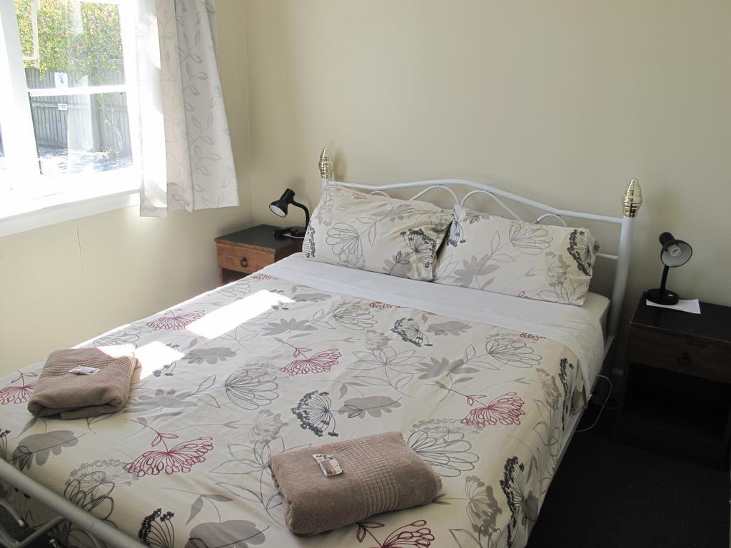 Dorset House Backpackers Pansiyon Christchurch Oda fotoğraf