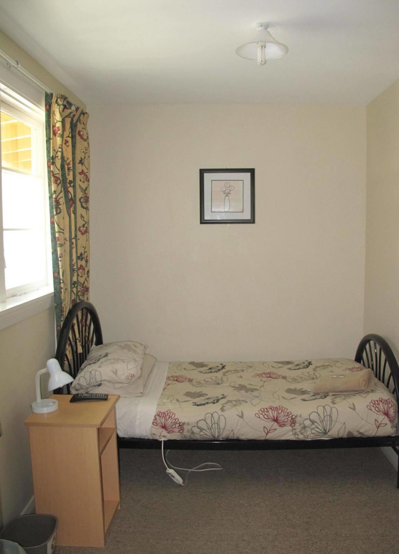 Dorset House Backpackers Pansiyon Christchurch Dış mekan fotoğraf