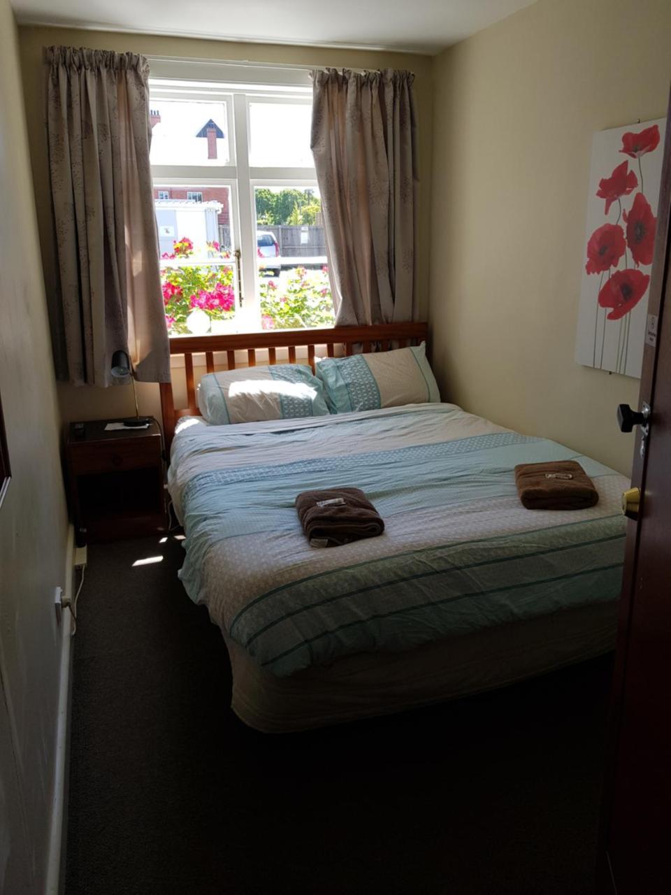 Dorset House Backpackers Pansiyon Christchurch Dış mekan fotoğraf
