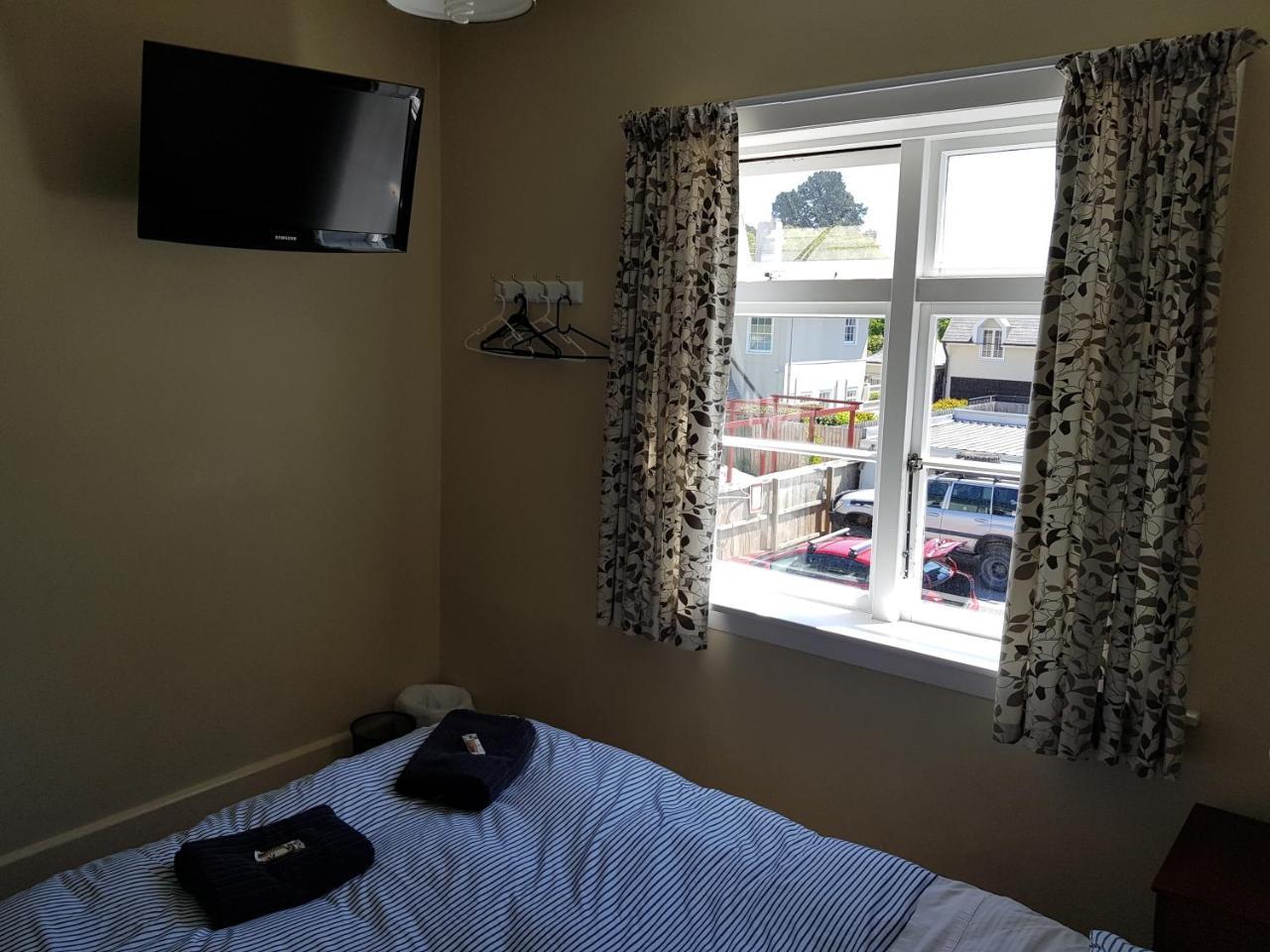 Dorset House Backpackers Pansiyon Christchurch Dış mekan fotoğraf