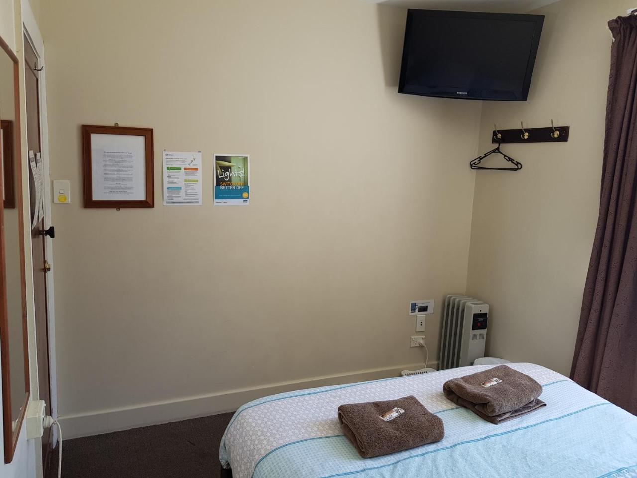Dorset House Backpackers Pansiyon Christchurch Dış mekan fotoğraf